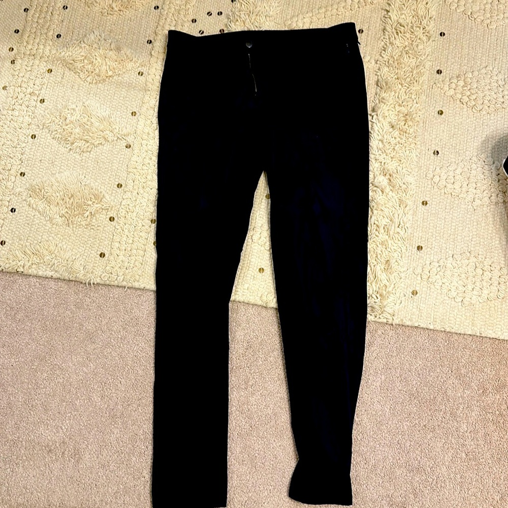Lululemon. ABC Pants. 33x34. Navy Blue.